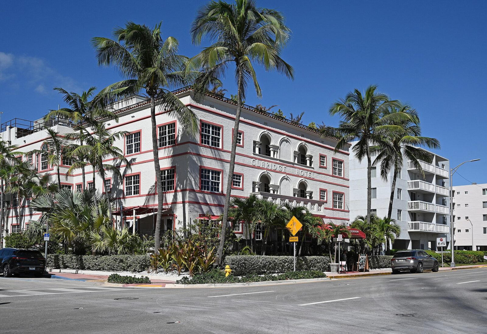 Casa Faena, 3500 Collins Ave. Photo: P. Hughes / Wikimedia Commons (CC BY 4.0)